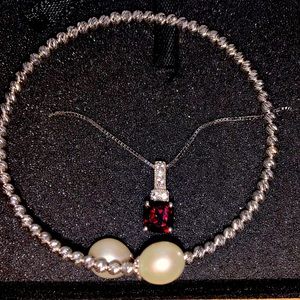 Pearl bracelet with garnet pendant necklace